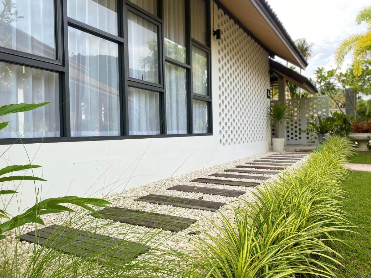 Blu Pine Villa & Pool Access - Sha Plus Phuket Exteriör bild