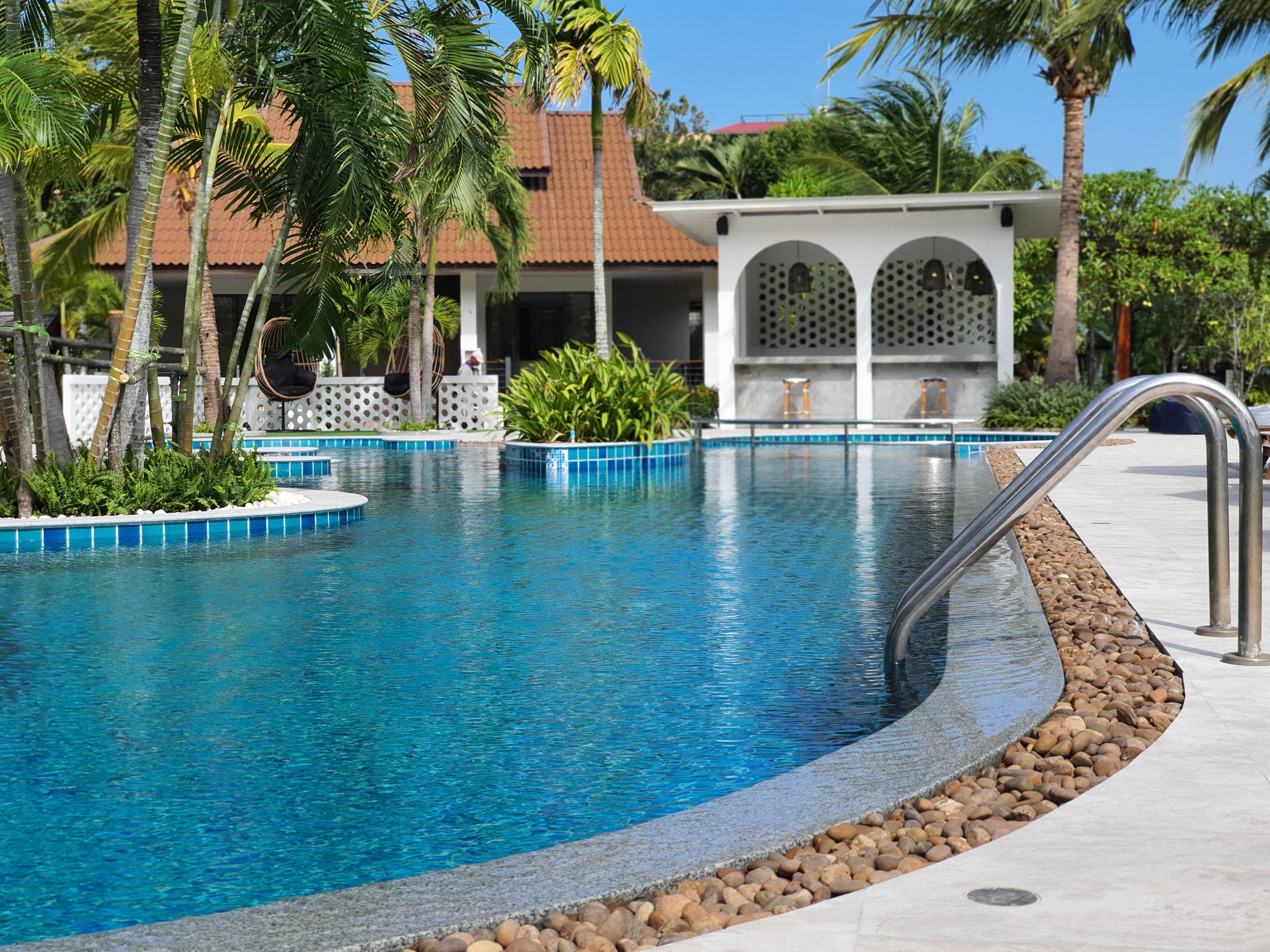 Blu Pine Villa & Pool Access - Sha Plus Phuket Exteriör bild